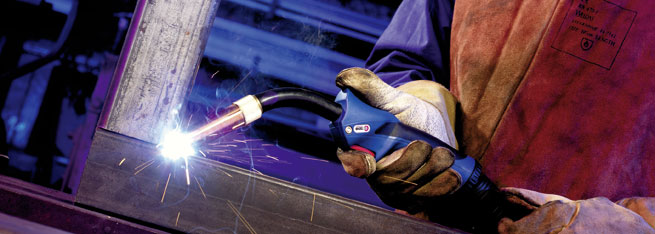 MIG/MAG Welding Torch ABIMIG® GRIP W in action