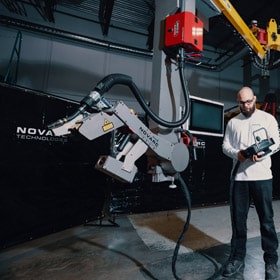 Spool Welding Robot with Operator