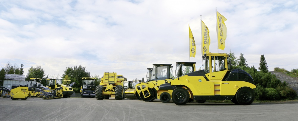BOMAG machines for compacting earth, asphalt and waste